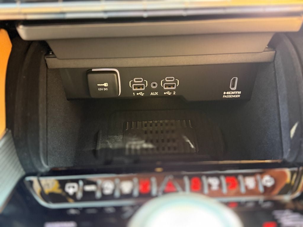 New 2026 Jeep Grand Wagoneer Summit AWD/4WD image 26