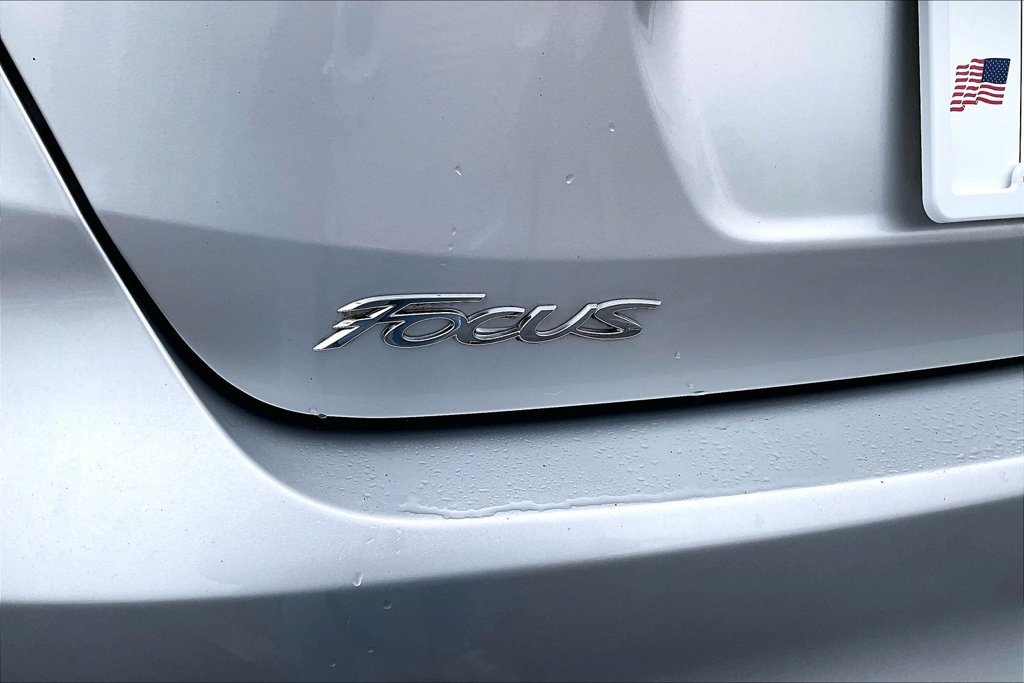 Used 2018 Ford Focus SE FWD image 25