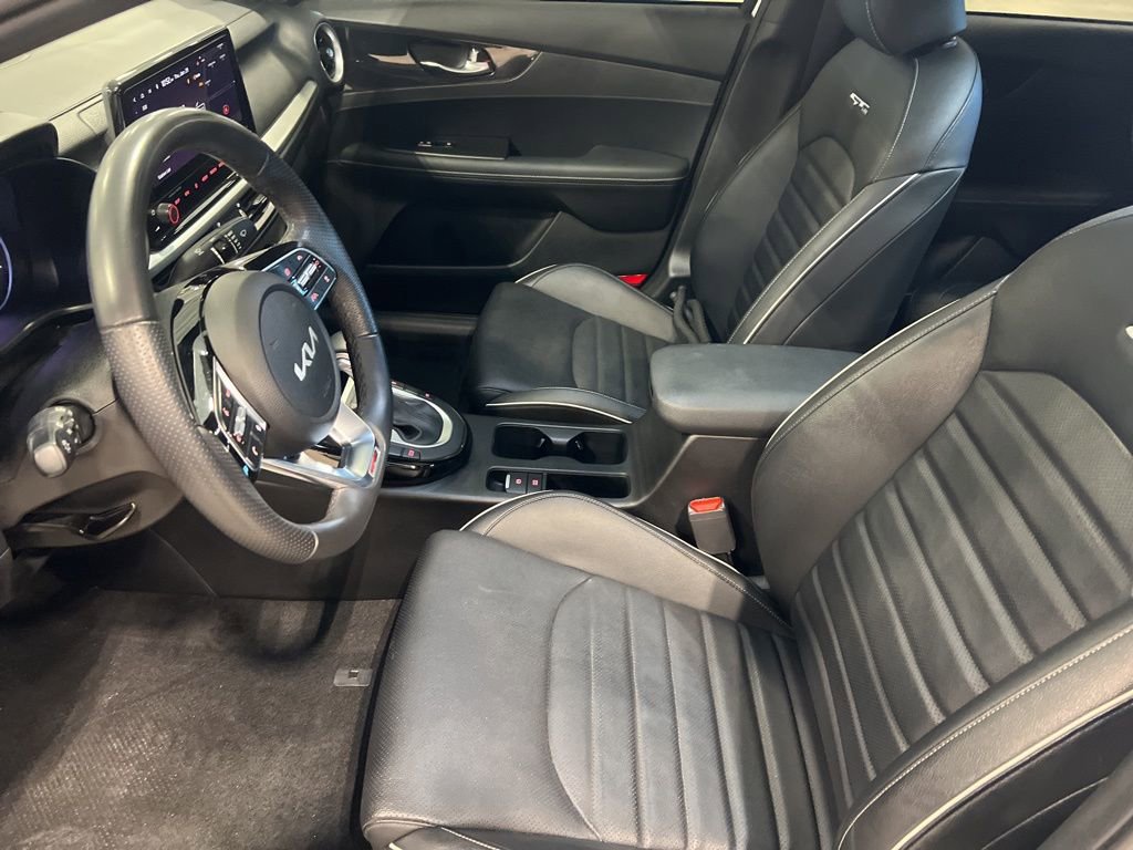 Certified 2024 Kia Forte GT-Line w/ GT-Line Premium Package image 4