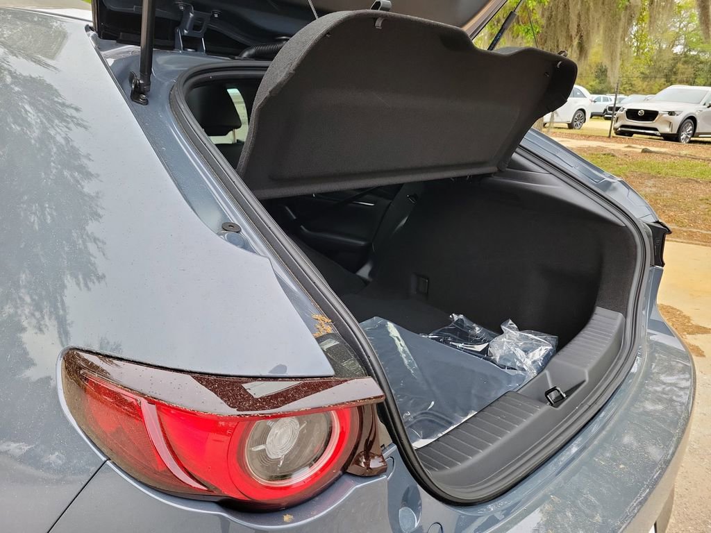New 2026 MAZDA MAZDA3 Hatchback w/Premium Plus Pkg AWD/4WD image 11