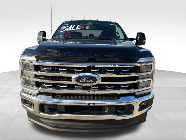 New 2026 Ford F350 Lariat w/ FX4 Off-Road Package image 2