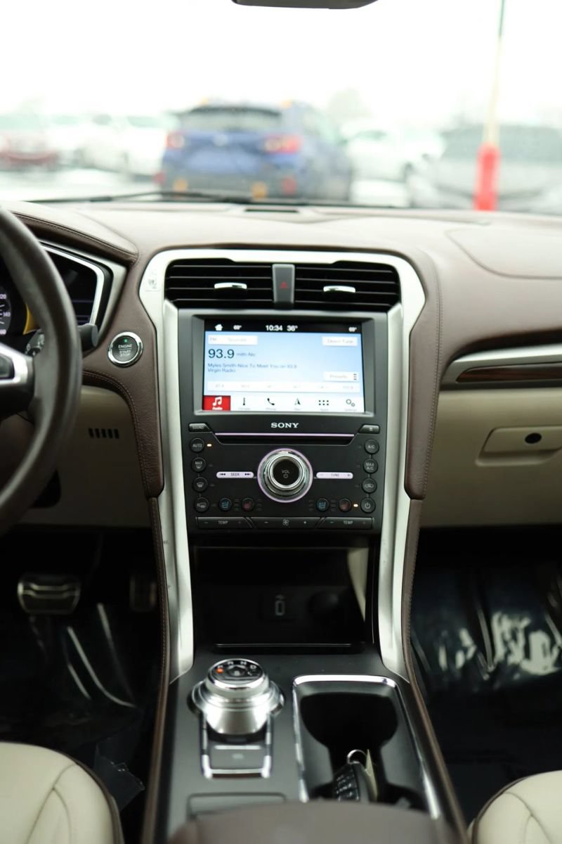Used 2017 Ford Fusion Platinum AWD/4WD image 36