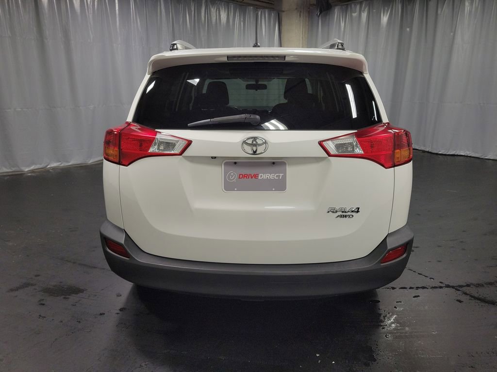 Used 2015 Toyota RAV4 LE image 7
