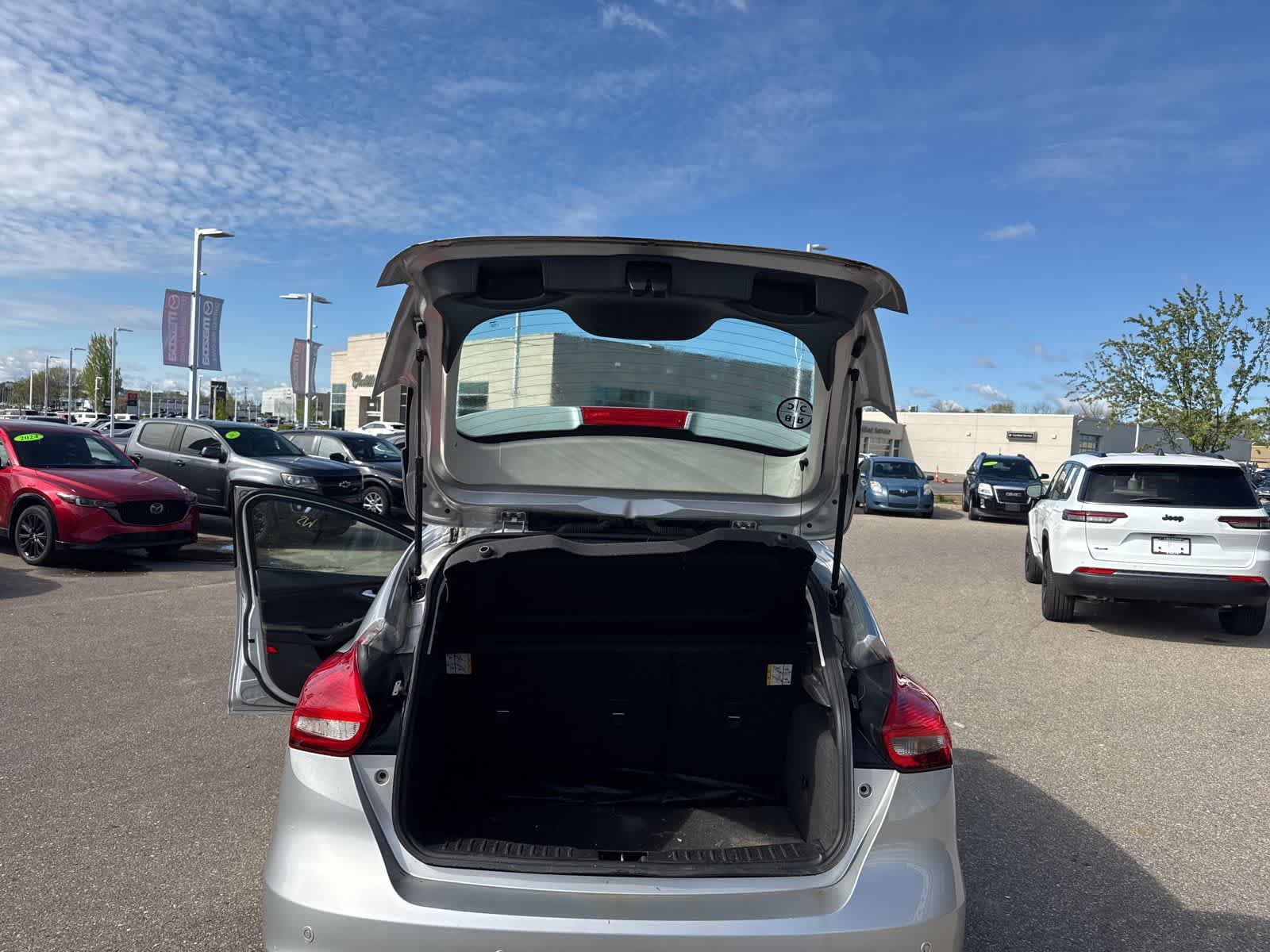 Used 2016 Ford Focus SE w/ Equipment Group 201A FWD image 22