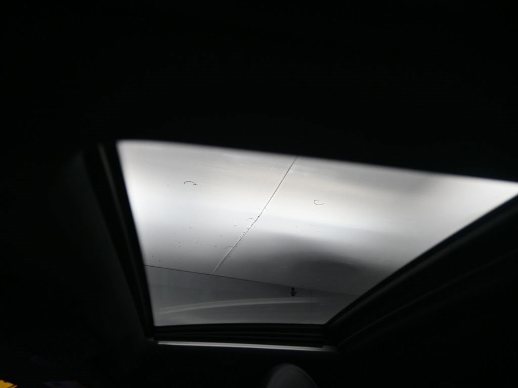 Used 2020 Mercedes-Benz E 350 Sedan w/ Premium Package image 19