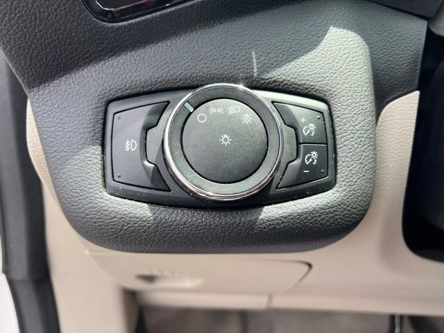 Used 2014 Ford Escape Titanium w/ Equipment Group 401A FWD image 10