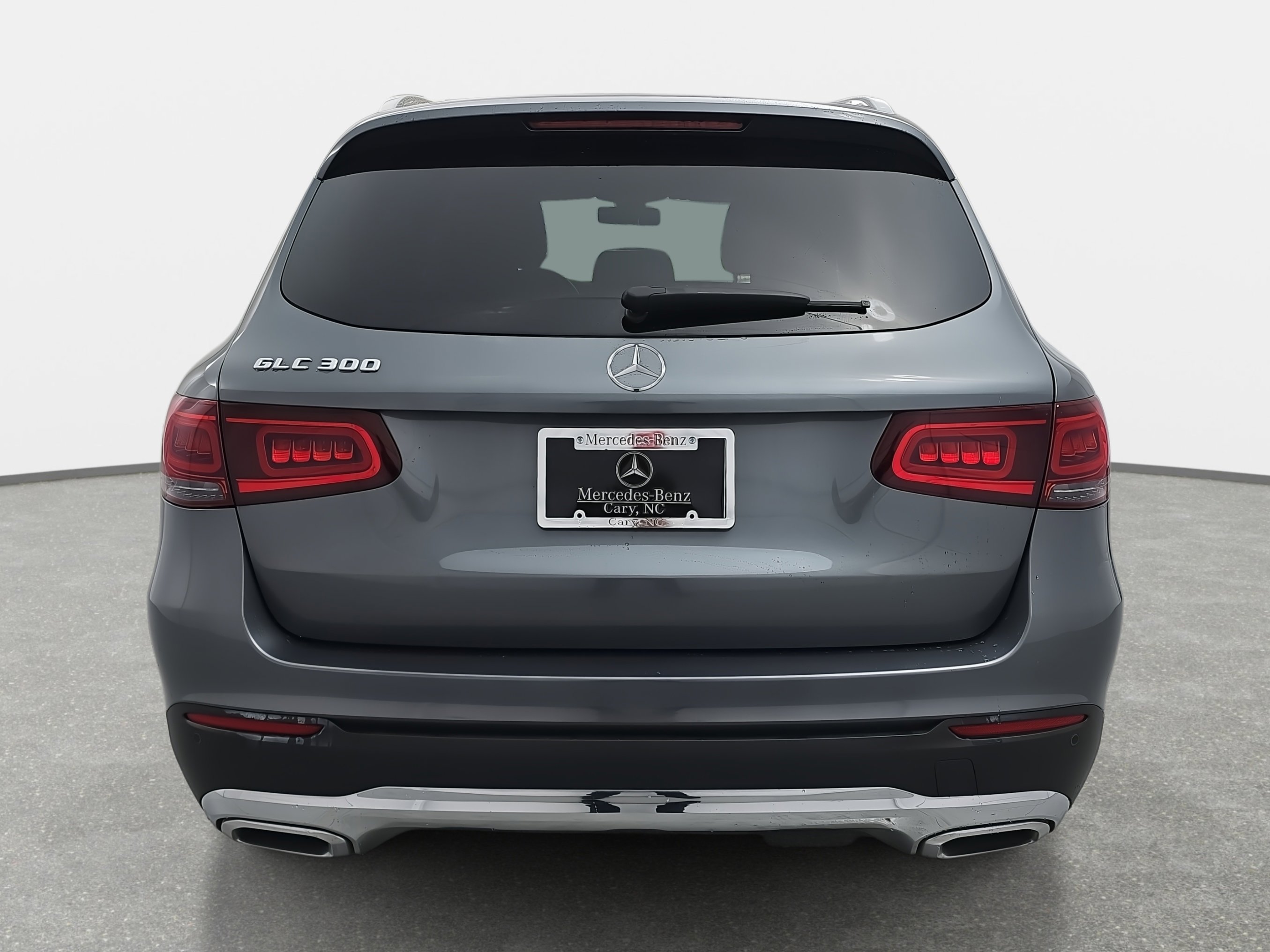 Certified 2021 Mercedes-Benz GLC 300 w/ Premium Package image 6
