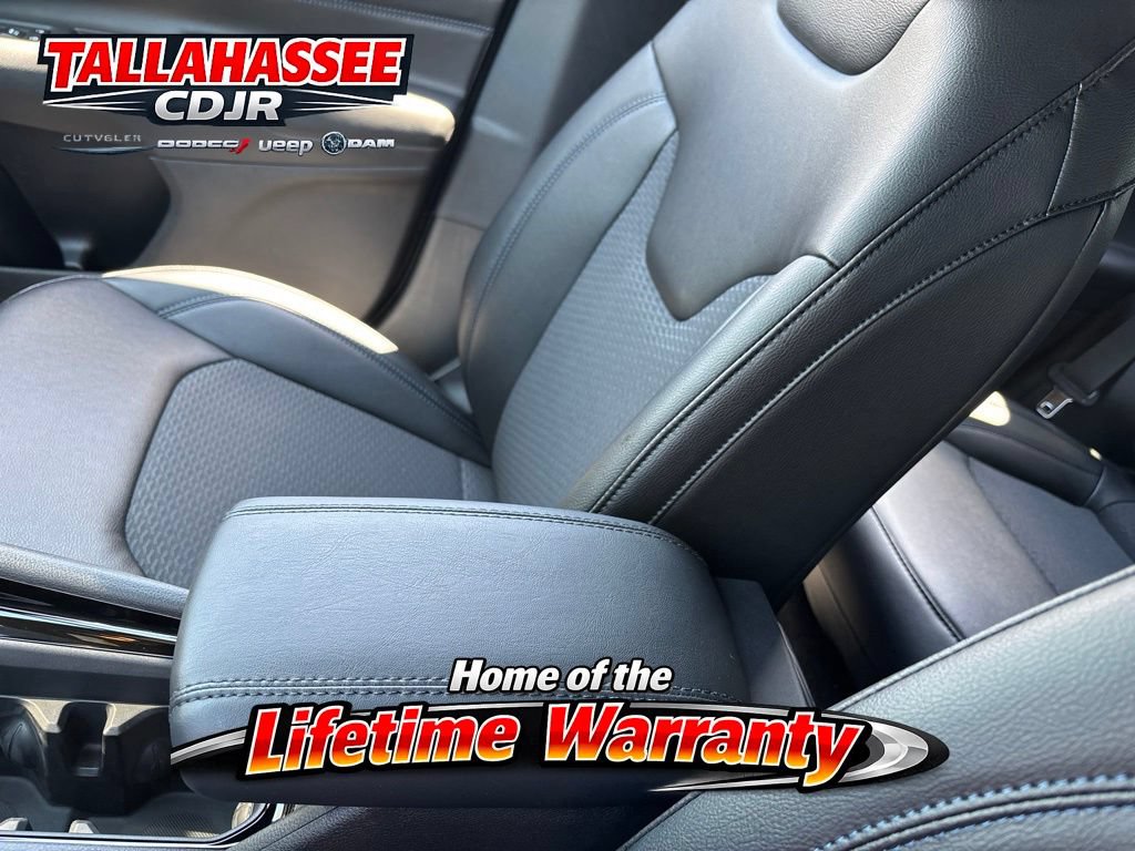 New 2026 Jeep Compass Latitude AWD/4WD image 23