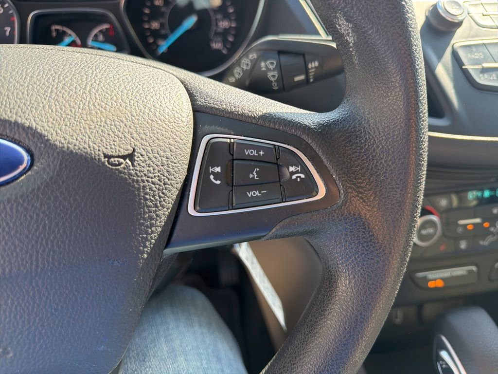 Used 2018 Ford Escape SE image 11