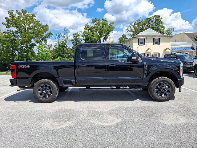 Used 2023 Ford F250 Lariat w/ Lariat Ultimate Package AWD/4WD image 17