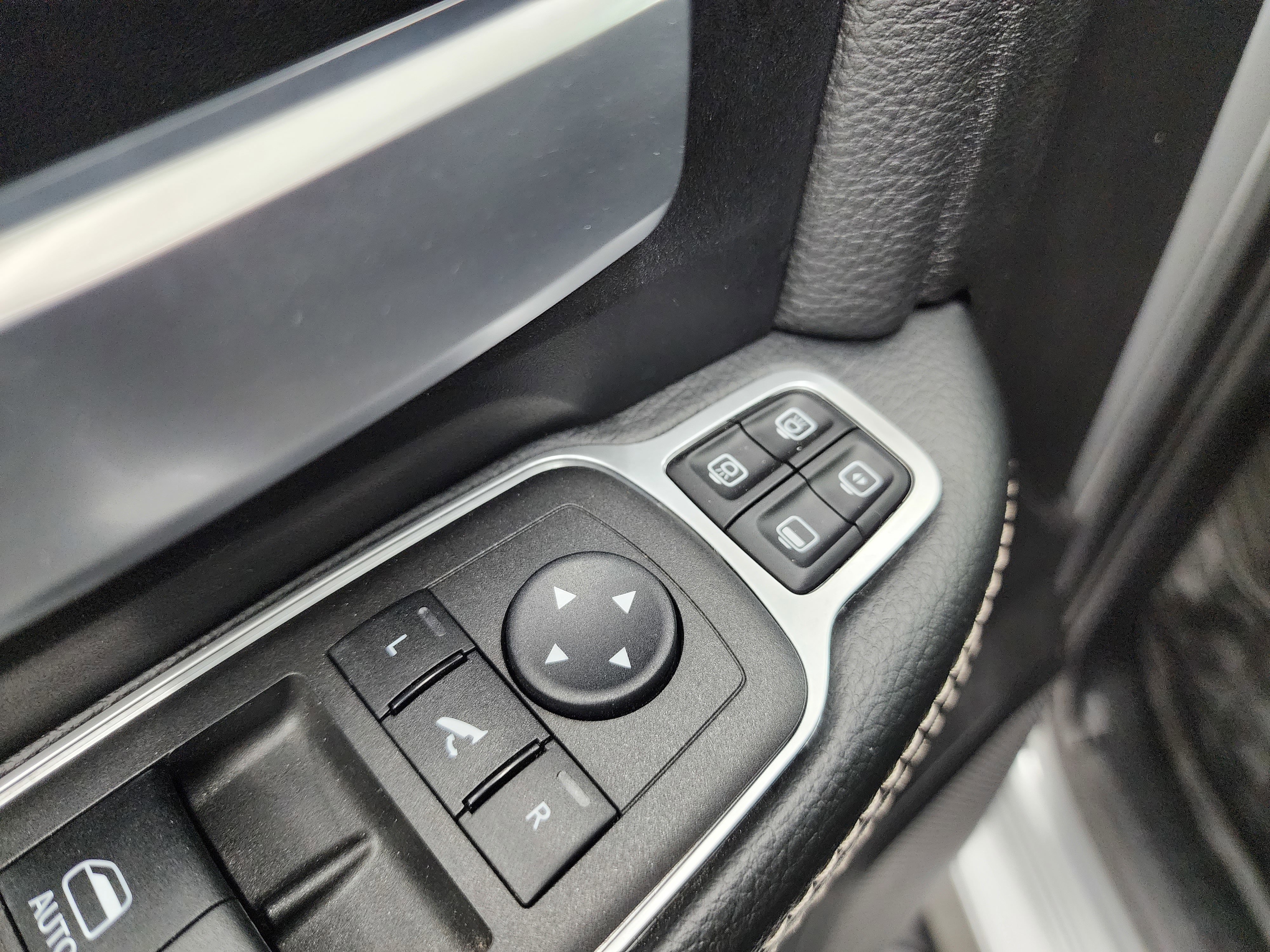 Used 2023 RAM 2500 Big Horn w/ Night Edition image 42