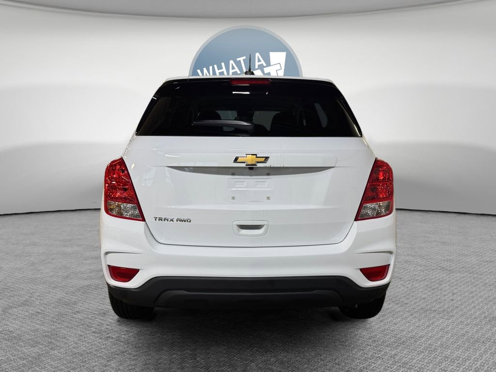 Used 2020 Chevrolet Trax LS w/ Tint and Cruise Package AWD/4WD image 5