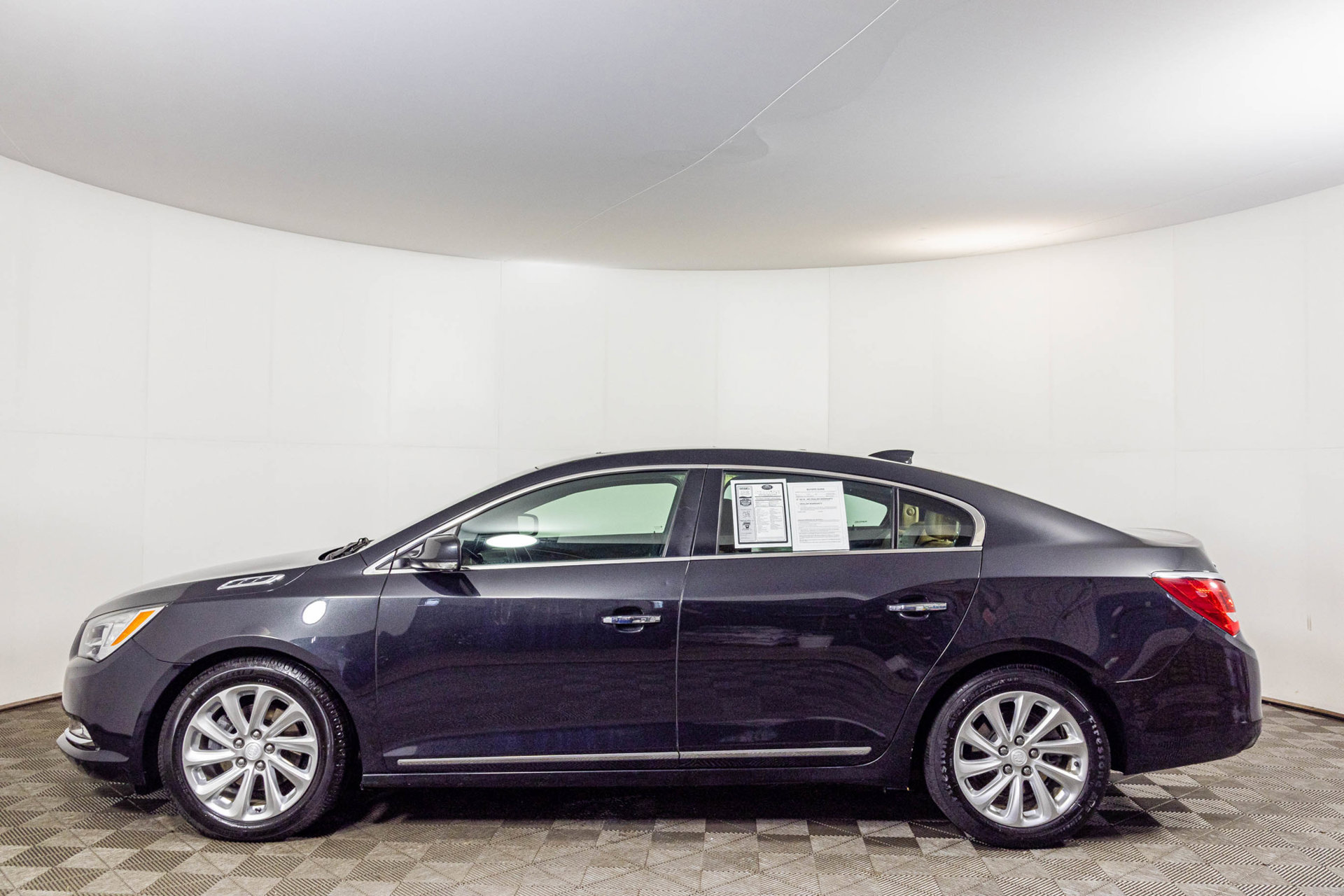 Used 2015 Buick LaCrosse Leather FWD image 22