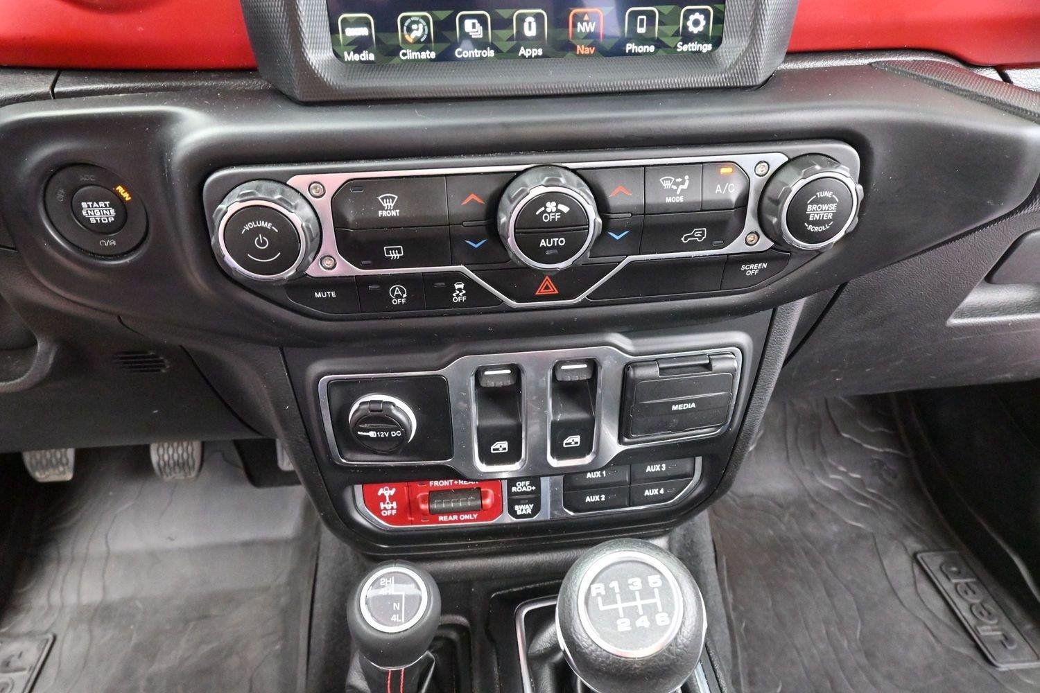 Used 2023 Jeep Wrangler Rubicon w/ Steel Bumper Group AWD/4WD image 22