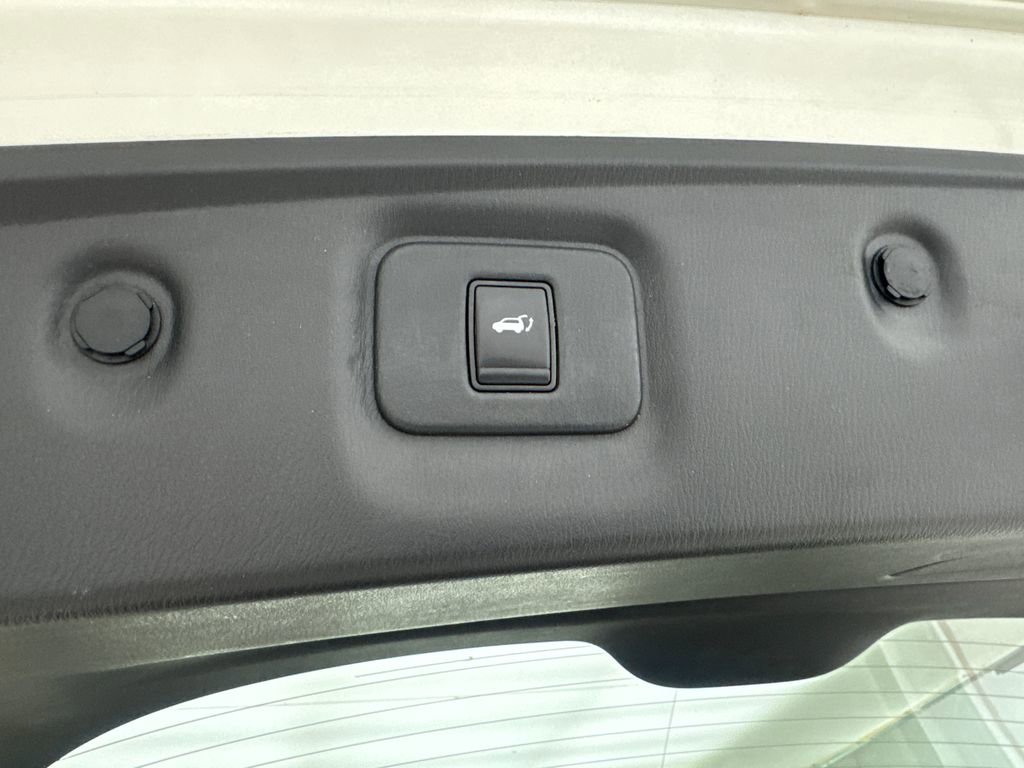 Used 2019 INFINITI QX60 Luxe w/ Essential Package image 88