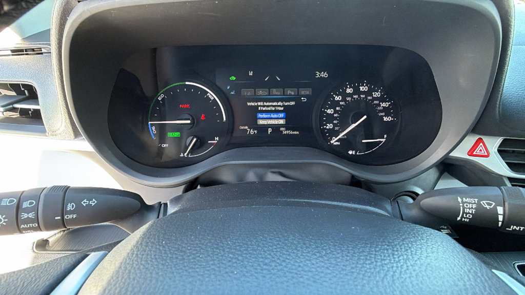 Used 2025 Toyota Sienna XLE FWD image 21