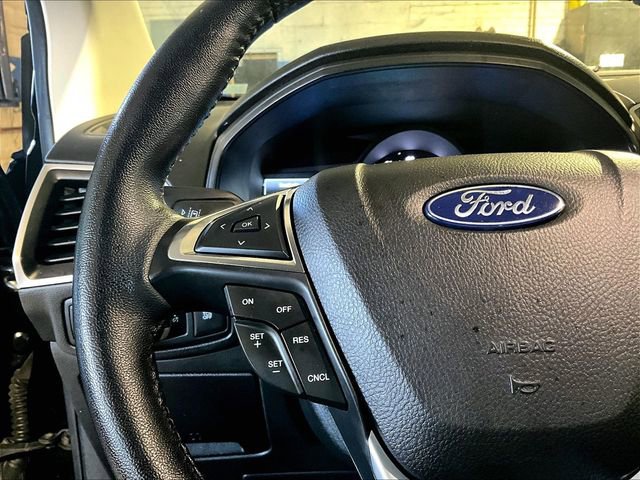 Used 2023 Ford Edge SEL image 23
