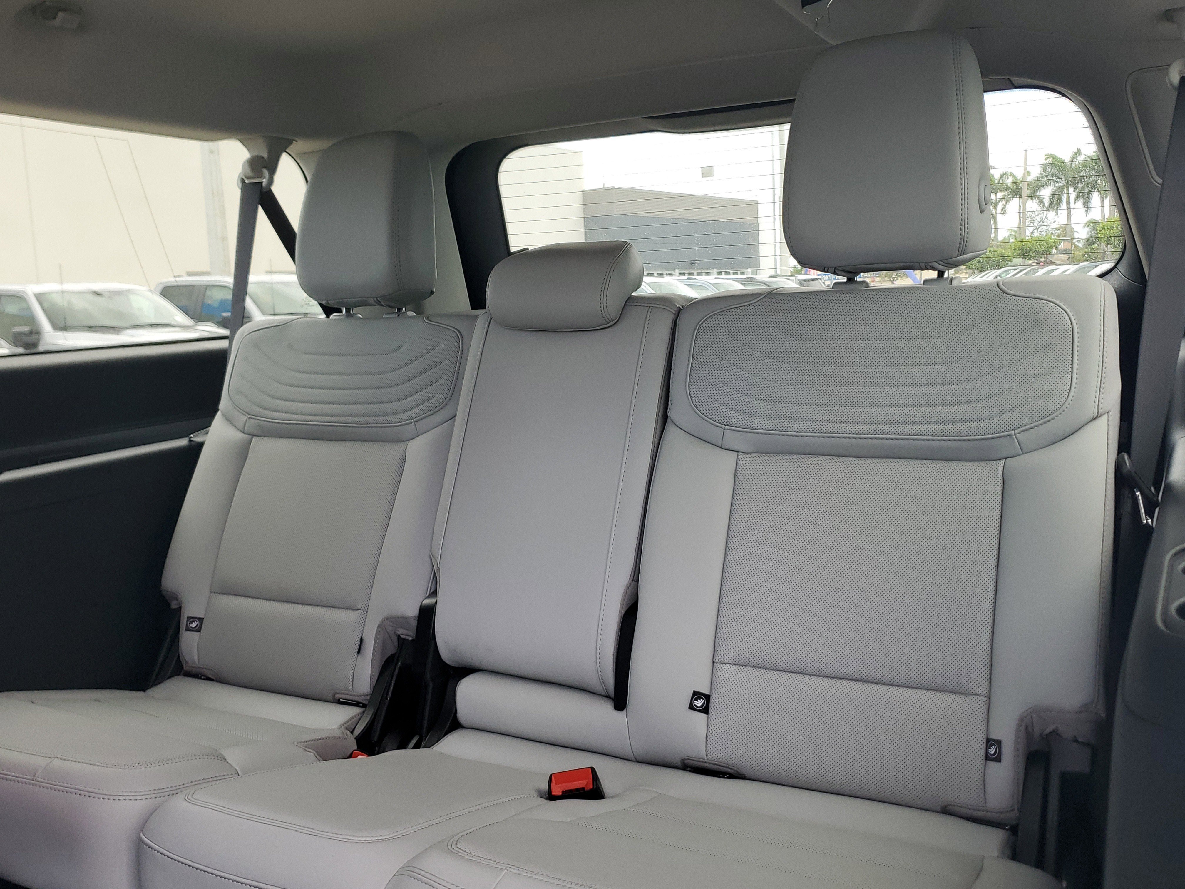 New 2026 Ford Expedition Max Platinum w/ Platinum Ultimate Package AWD/4WD image 11