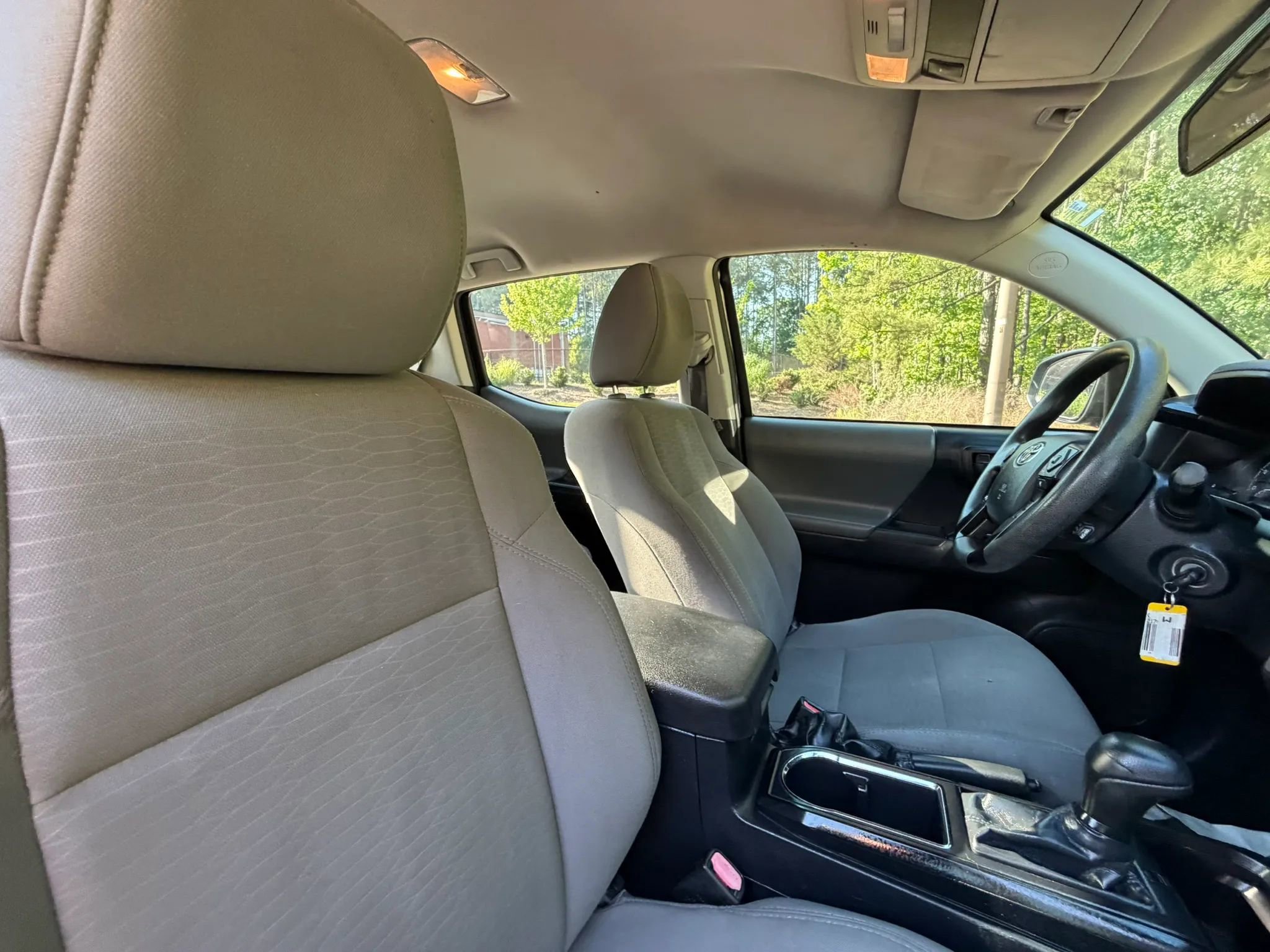 Used 2018 Toyota Tacoma SR w/ SR Convenience Package RWD image 20