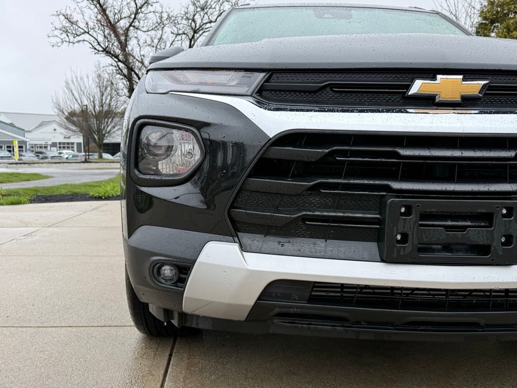 Used 2022 Chevrolet TrailBlazer LT w/ Convenience Package AWD/4WD image 5