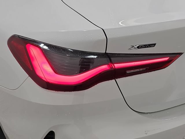 Certified 2024 BMW 430i xDrive Coupe w/ Premium Package AWD/4WD image 31
