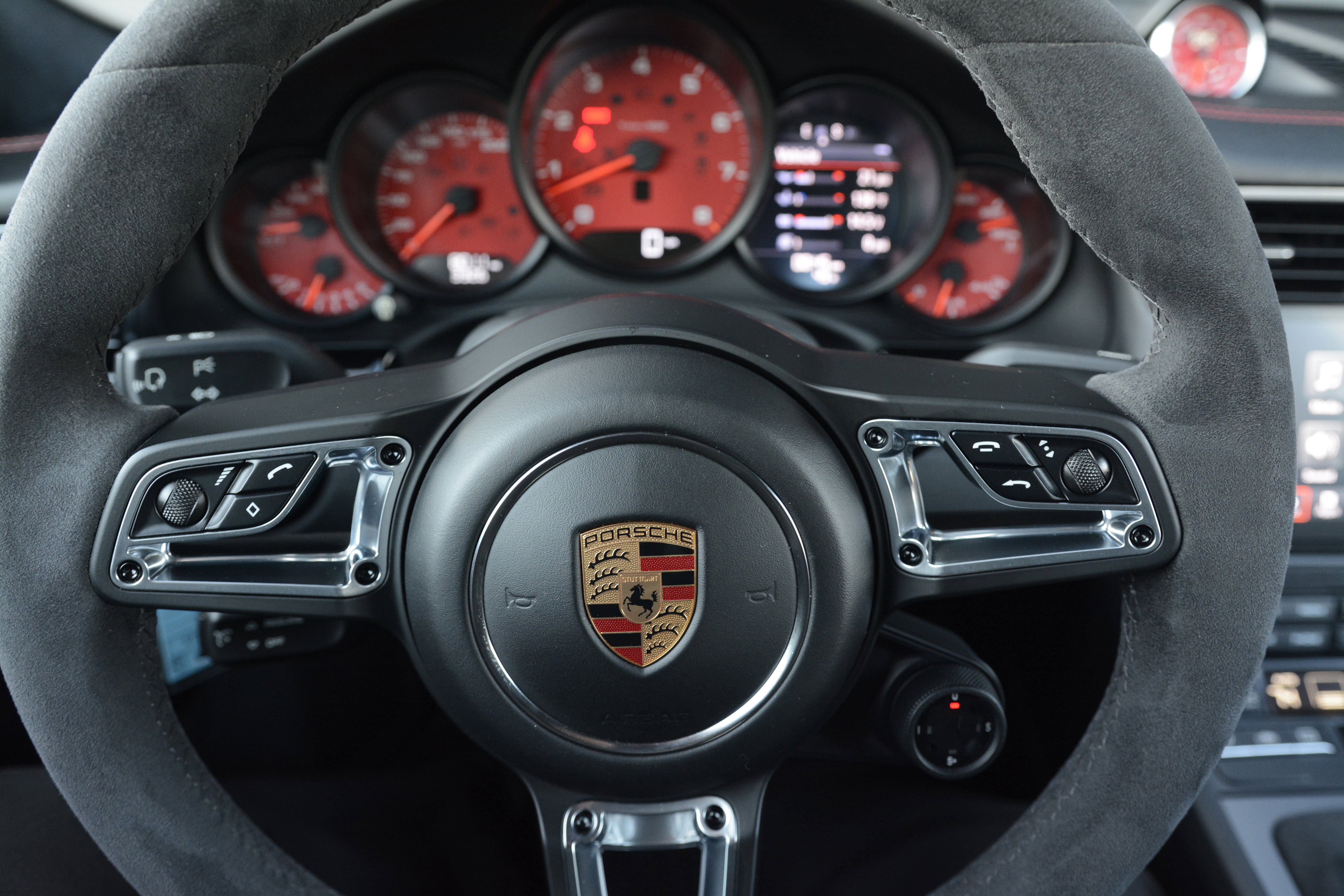 Certified 2018 Porsche 911 Carrera T image 17