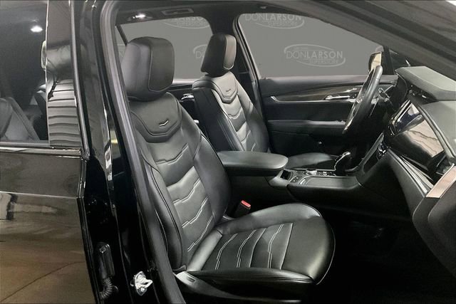 Used 2025 Cadillac XT6 Sport w/ Platinum Package image 15