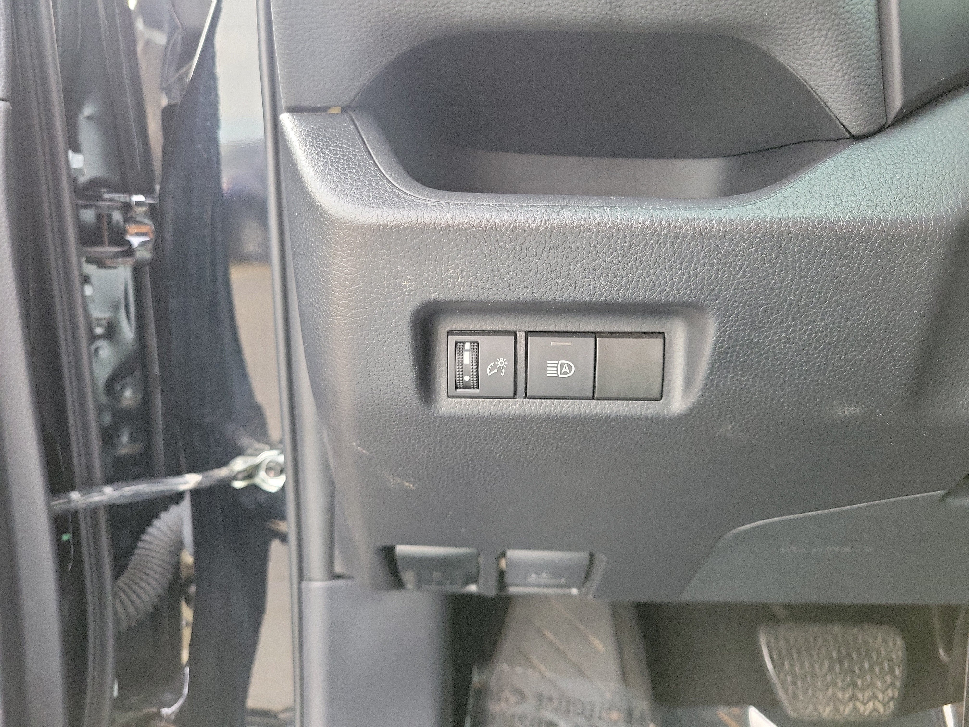 Used 2024 Toyota RAV4 Adventure AWD/4WD image 20