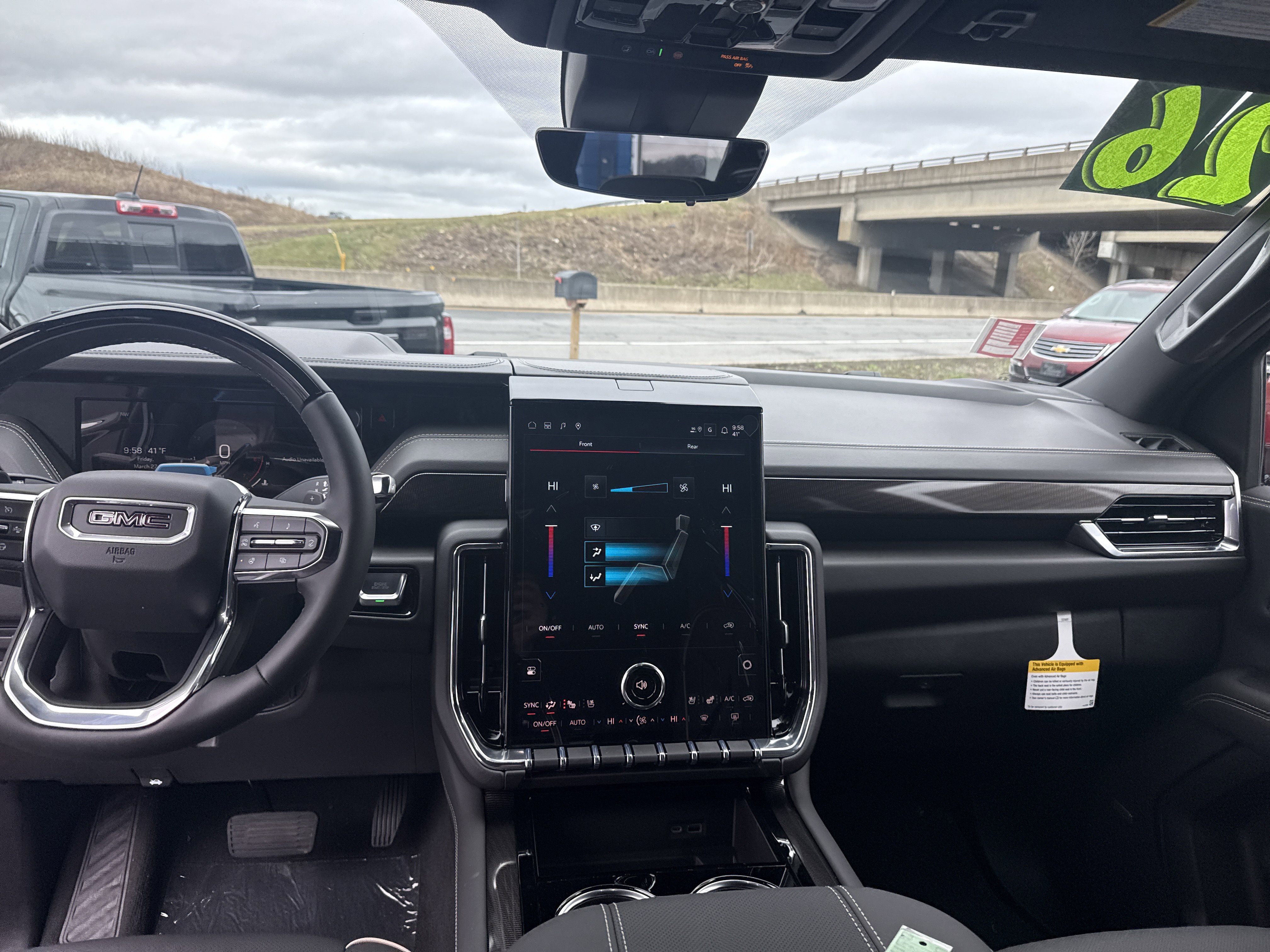 New 2026 GMC Yukon XL Elevation image 19