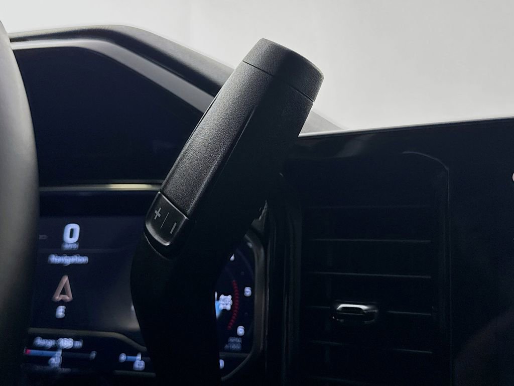 Used 2024 GMC Sierra 2500 SLT w/ SLT Convenience Package image 19