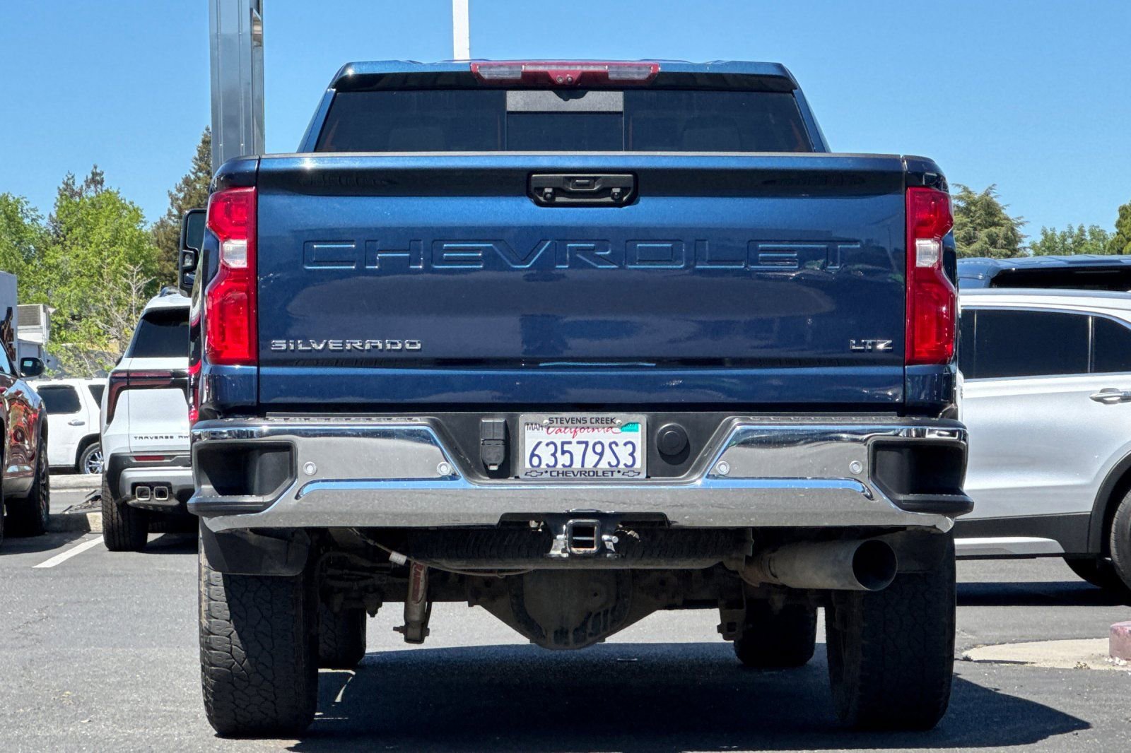 Used 2023 Chevrolet Silverado 2500 LTZ w/ LTZ Premium Package image 6