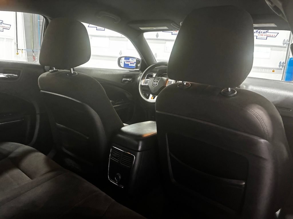 Used 2014 Dodge Charger SE w/ Sport Appearance Group RWD image 30