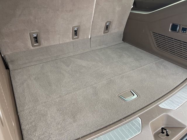 Certified 2024 GMC Yukon XL Denali w/ Denali Reserve Package image 30