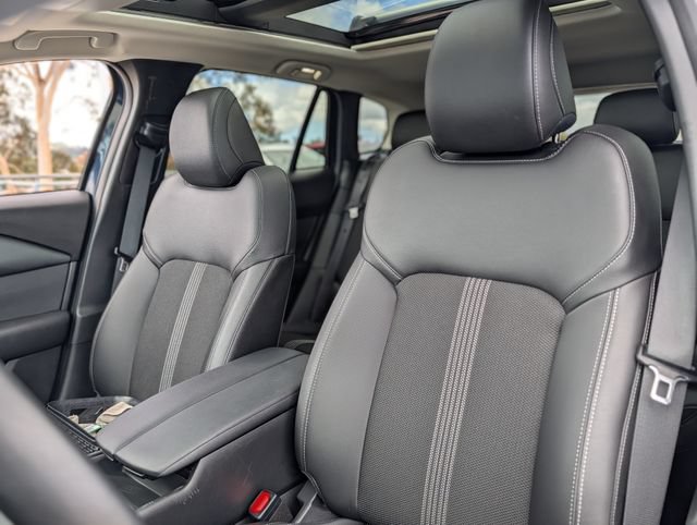Certified 2025 MAZDA CX-50 AWD 2.5 S w/ Cargo Package image 17