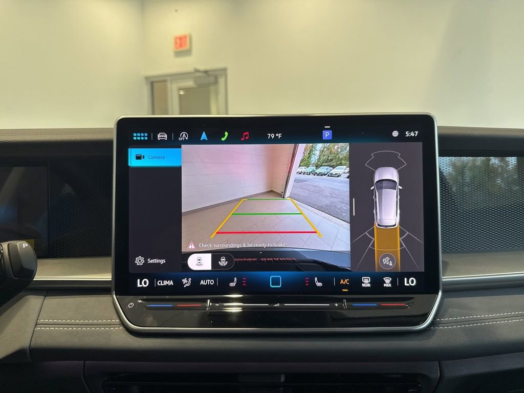 New 2025 Volkswagen Tiguan SE image 23