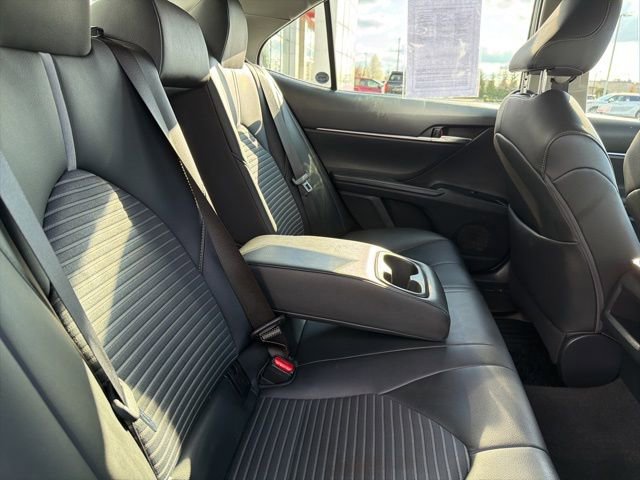 Certified 2018 Toyota Camry SE w/ Convenience Package image 28