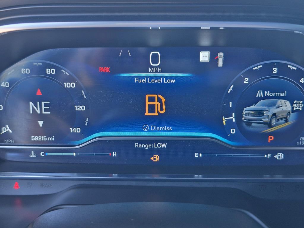 Used 2022 Chevrolet Suburban RST w/ Sport Performance Package image 22