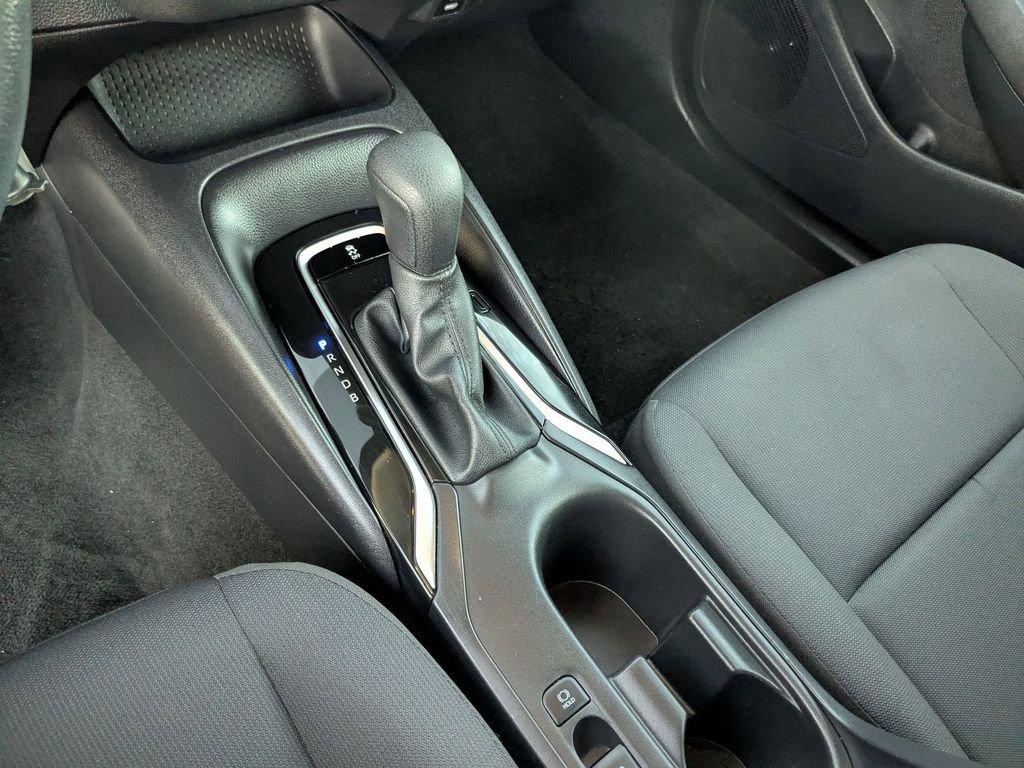 Used 2025 Toyota Corolla LE image 23