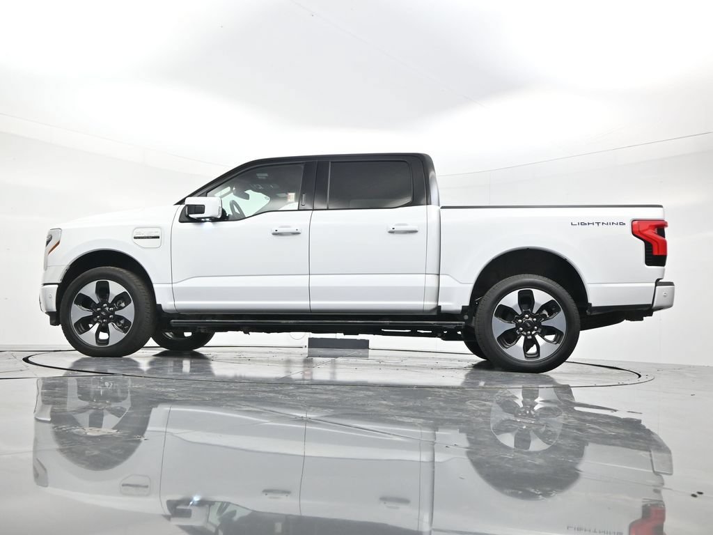 Used 2023 Ford F150 Lightning Platinum AWD/4WD image 49