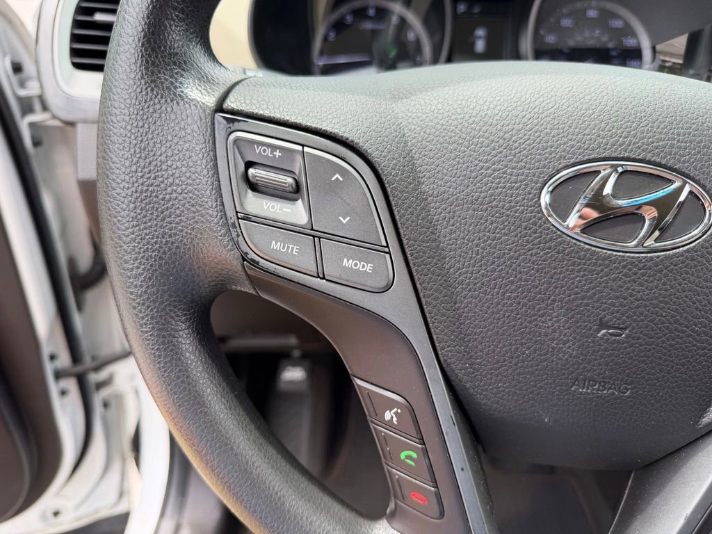 Used 2017 Hyundai Santa Fe Sport FWD image 23