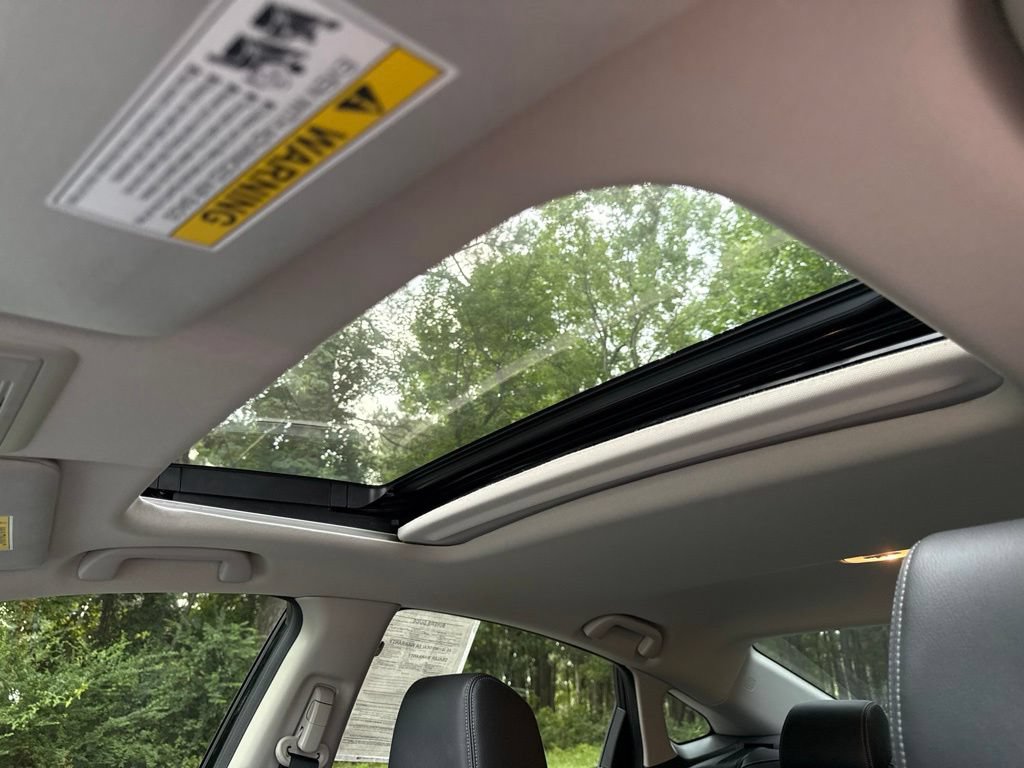 Used 2019 Honda Civic Touring image 24