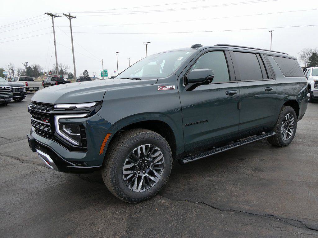 New 2026 Chevrolet Suburban Z71 w/ Z71 Off-Road Package image 7