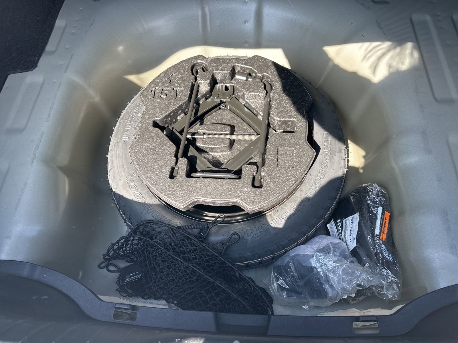 Used 2022 Hyundai Elantra SEL w/ Cargo Package image 22