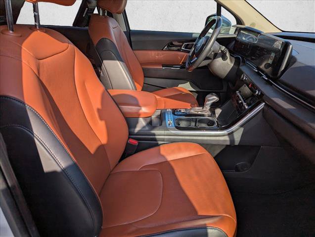 Used 2024 Kia Carnival SX FWD image 28