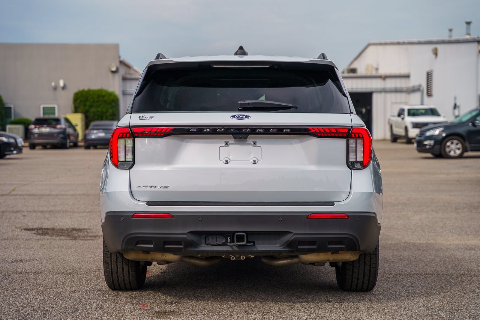 Certified 2025 Ford Explorer Active RWD image 6