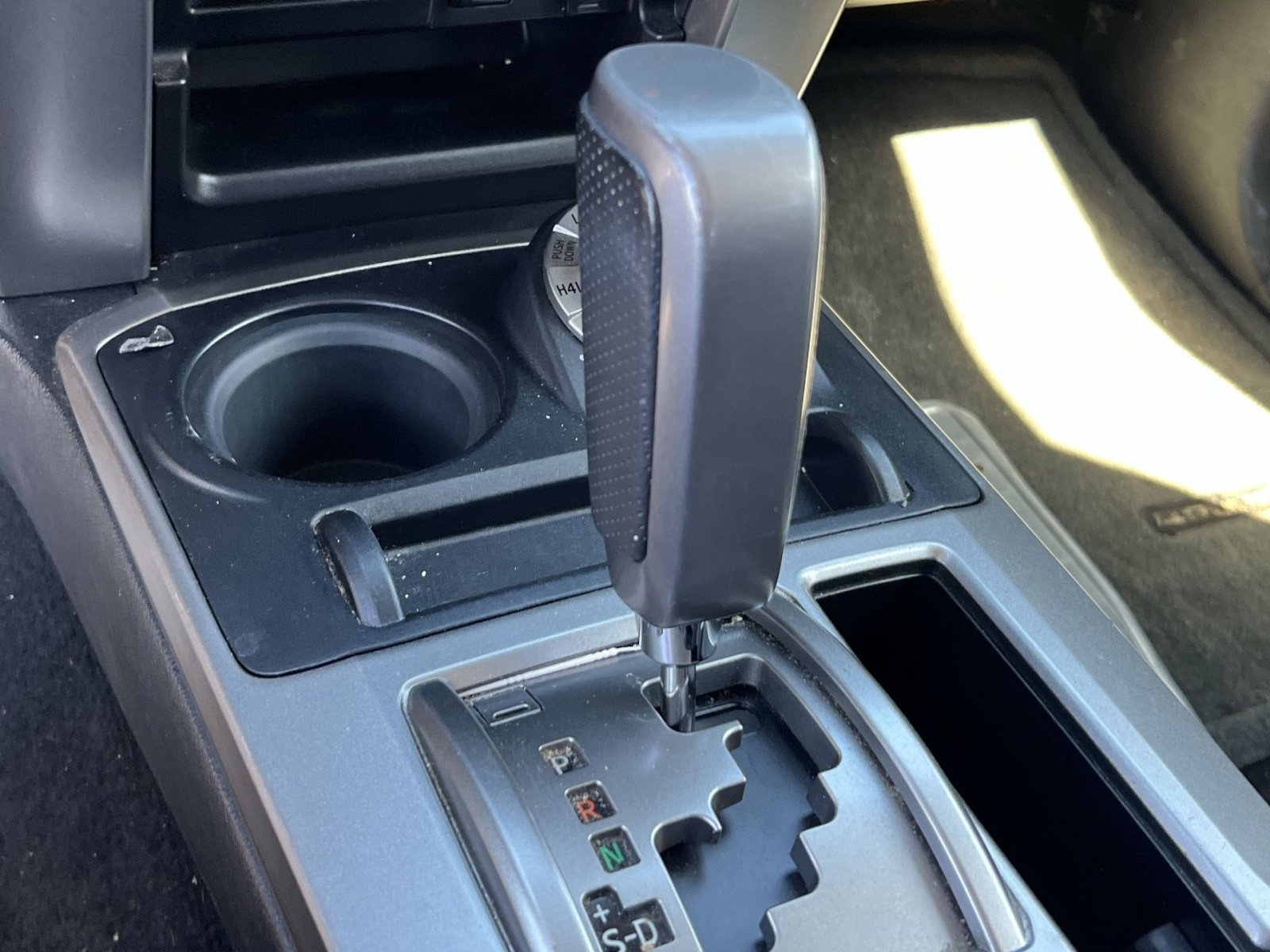 Used 2012 Toyota 4Runner Limited image 22