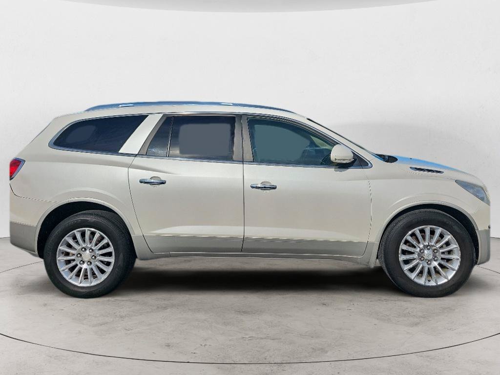 Used 2011 Buick Enclave CXL AWD/4WD image 2
