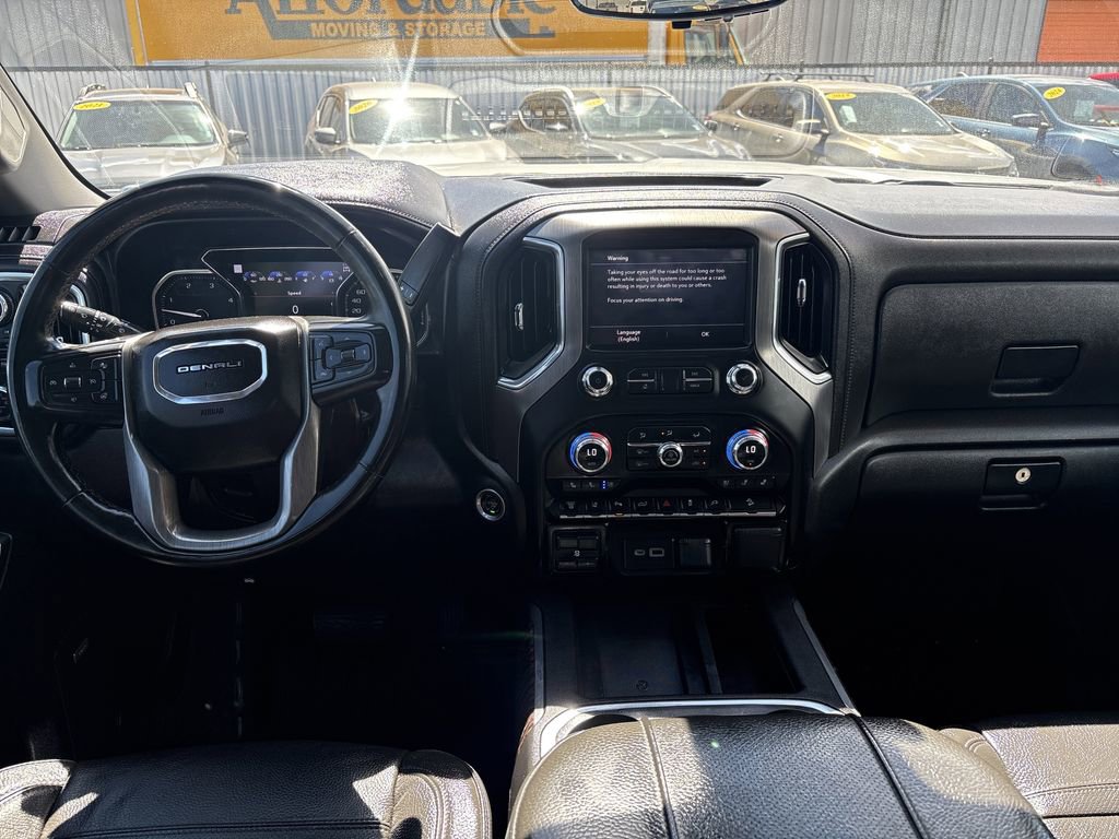 Used 2023 GMC Sierra 3500 Denali w/ Denali Ultimate Package image 9
