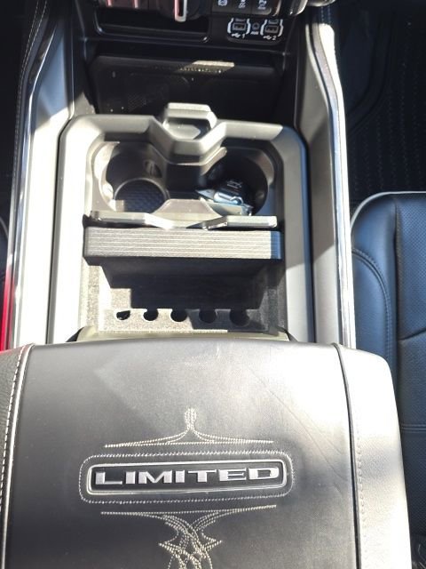 Used 2023 RAM 3500 Limited image 29