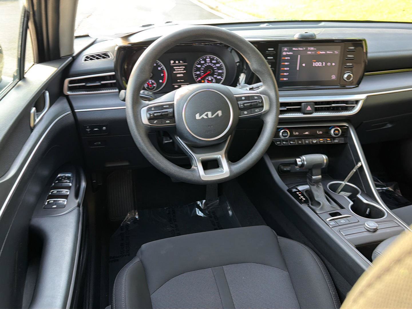 Used 2024 Kia K5 LXS FWD image 16
